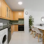 Jasmine With Heated Pool Apartman *