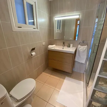 Jasmine Cristianos Apartment