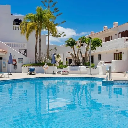 Jasmine - Heated Pool & Cozy Patio